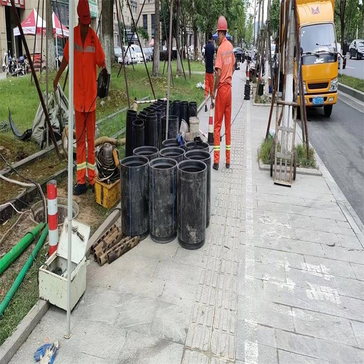 治多管道短管置换修复